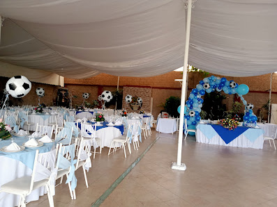 Jardin De Eventos Las Fuentes